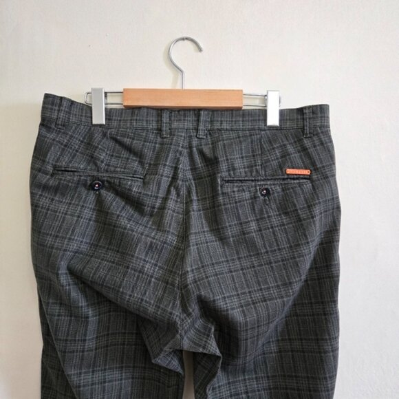 A Fish Named Fred Men's Green Khaki Plaid Pants - Picture 7 of 10
